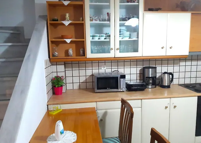 Elafonisos: Two Storey House On The Sea Front 펜션 *