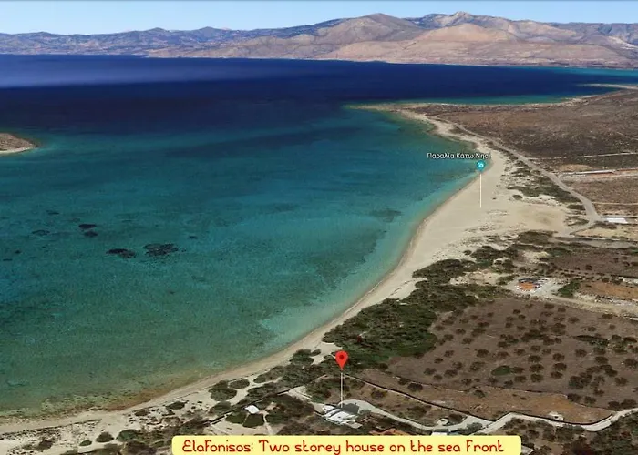 Elafonisos: Two Storey House On The Sea Front 펜션