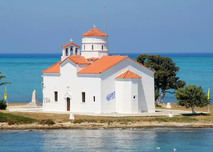 Elafonisos: Two Storey House On The Sea Front 펜션 엘라포니소스